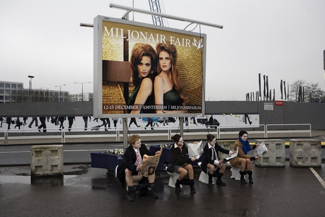 Businessmen at the RAI Exhibition Centre in Amsterdam 2008-12-08, Photo: Gabriel Eisenmeier